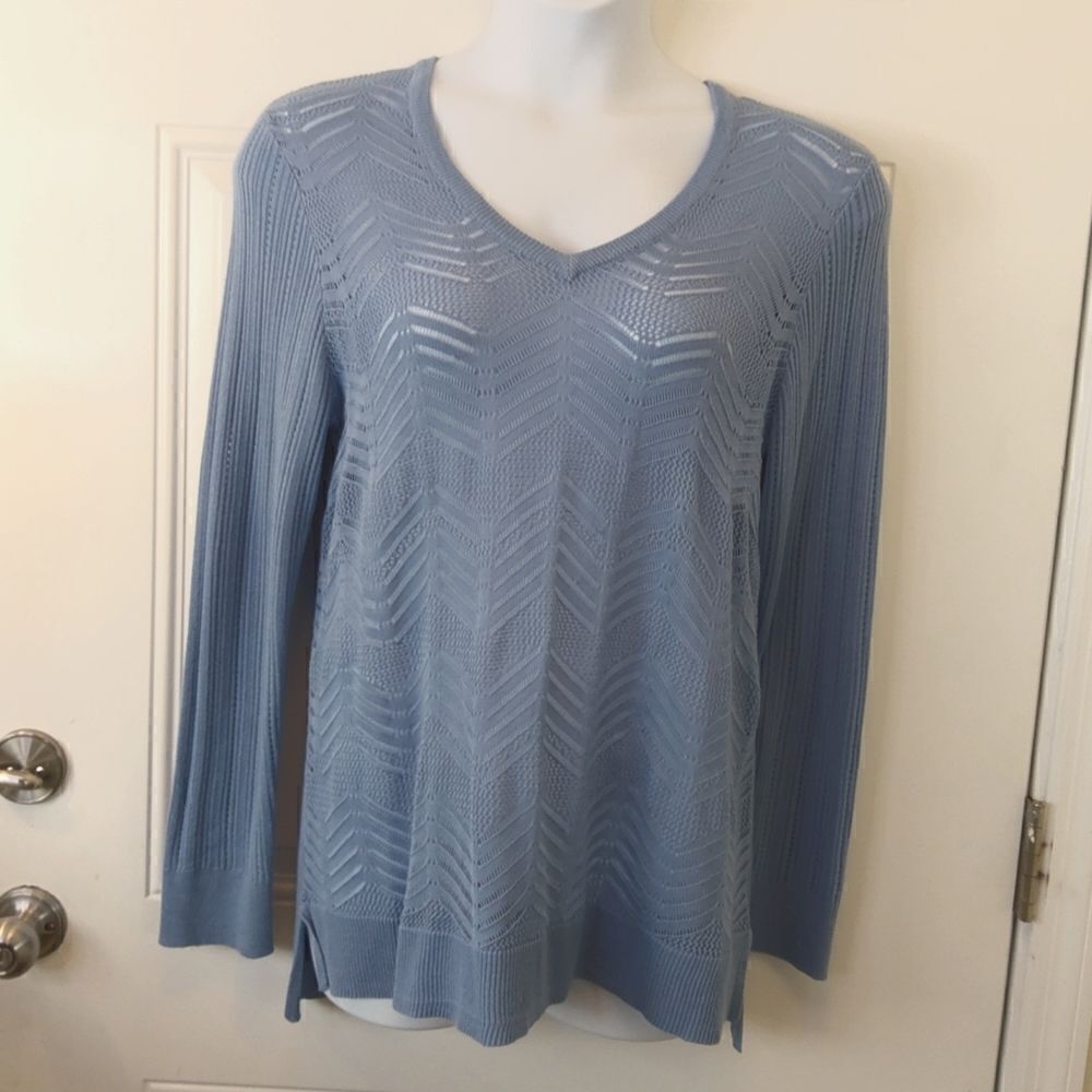 (3/$20) Faded Glory light blue lightweight long sleeve v-neck sweater